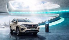 換擋如何不頓挫？榮威YE2電機RX5 eMAX先進電控換擋技術，